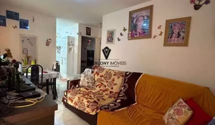 Apartamento térreo com 2/4.