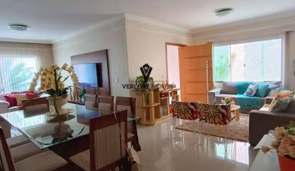 Casa 3/4 com suíte e varanda gourmet no bairro Santa Monica