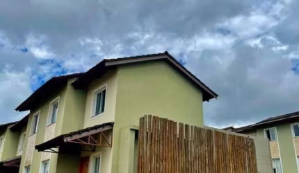 Sobrado para Venda em Cascavel, Jardim Floresta, 2 dormitórios, 1 banheiro, 1 vaga