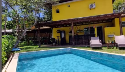Vila Firenze, linda casa em condomínio integrado com a natureza !