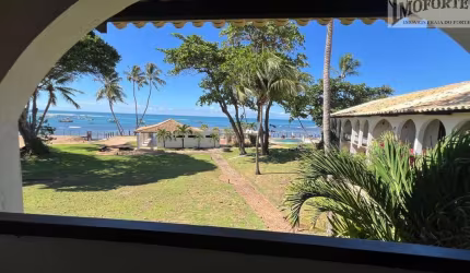 Praia do Forte Duplex com 3 Quartos em frente ao mar  !