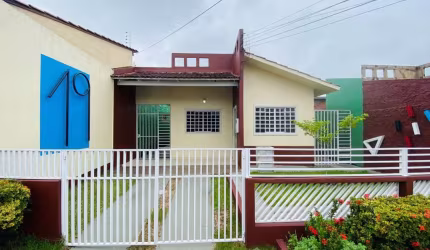Casa com edícula no Residencial Villa Cidades. More a poucos minutos do Shopping Sumaúma e Hospital Francisca Mendes.