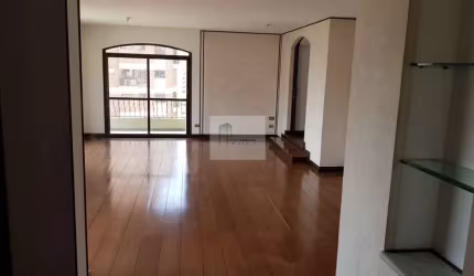 Apartamento de 248m² com 3 suítes próximo ao metrô Chácara Klabin