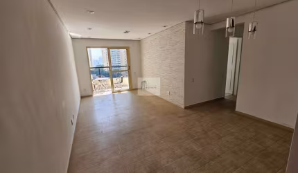Apartamento a venda 02 Dorm sendo 1 suíte e com 2 vagas na Vila Mariana  -  São Paulo