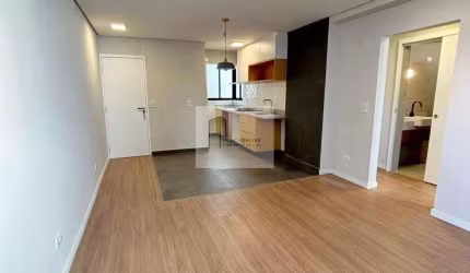 Apartamento modernizado e com 02 Dorm. e 1 vaga na Vila Mariana  -  São Paulo