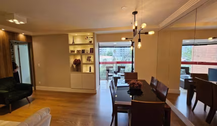 Apartamento a venda reformado de 03 Dormitórios 1suíte e 2 vagas na Vila Mariana  -  São Paulo