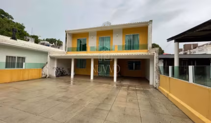 Casa à venda em Canasvieiras