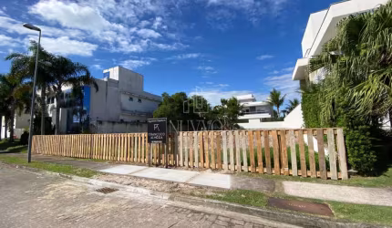 Terreno à venda em Jurerê Internacional