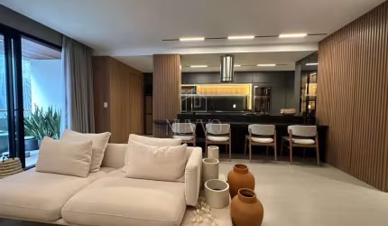 Apartamento finamente mobiliado com 3 suítes em Jurerê