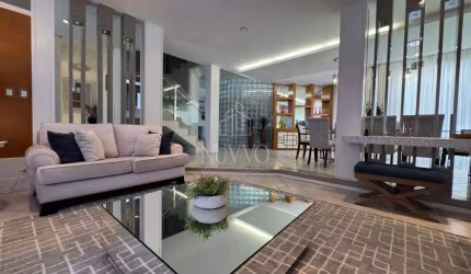 Casa para alugar anual em Jurerê Internacional