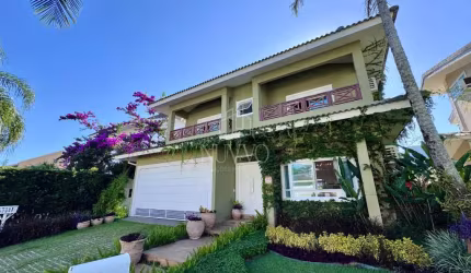 Casa aconchegante à venda em Jurerê Internacional