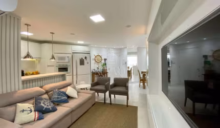 Apartamento de 3 dormitórios mobiliado à venda em Jurerê