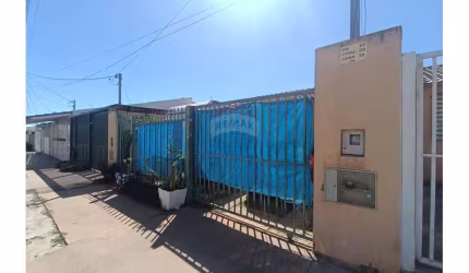 Casa com 2 quartos  -QN 25 Riacho Fundo 2   (Aceita Financiamento)