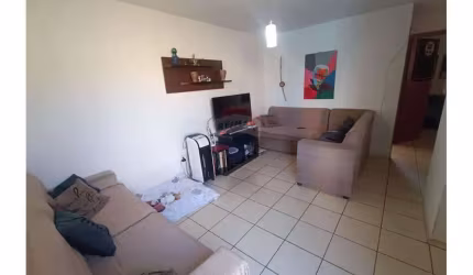 Casa com 2 quartos  - QN 25 Riacho Fundo 2 Aceita Financiamento