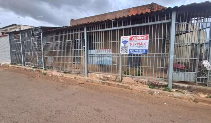 Casa de Esquina NA QR 313 CONJ 13