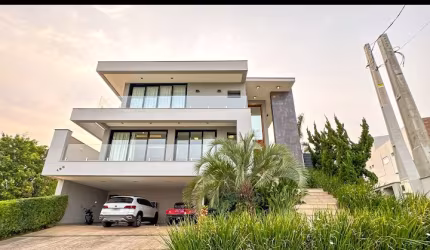 Casa de Alto padrão com 3 suites