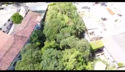 Terreno comercial à venda na Avenida Professor Pinto de Aguiar, 801, Pituaçu, Salvador por R$ 2.340.000