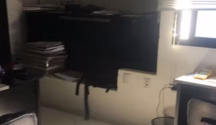 Sala comercial com 1 sala à venda na Avenida Santos Dumont, 6216, Portão, Lauro de Freitas, 29 m2 por R$ 140.000
