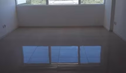 Sala comercial com 1 sala para alugar na Avenida Santos Dumond, 1883, Estrada do Coco, Lauro de Freitas, 30 m2 por R$ 2.200