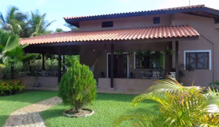 Casa em condomínio fechado com 4 quartos à venda na Avenida Santos Dumont, Portão, Lauro de Freitas, 550 m2 por R$ 1.600.000