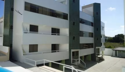 Apartamento com 3 quartos à venda na Rua Juracy Magalhães, 602, Pitangueiras, Lauro de Freitas, 190 m2 por R$ 650.000