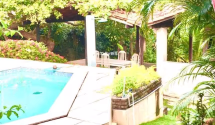 Casa em condomínio fechado com 3 quartos à venda na Rua Boca da Mata, 03, Portão, Lauro de Freitas, 330 m2 por R$ 1.000.000