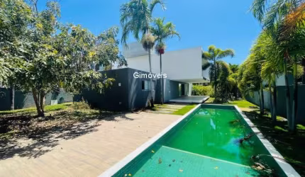 Casa em condomínio fechado com 4 quartos para alugar na Rodovia BA-099 - Estrada do Côco, Praia de Busca Vida, Camaçari, 389 m2 por R$ 35.000