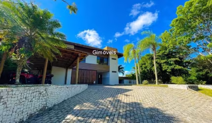 Casa em condomínio fechado com 5 quartos à venda na Avenida Santos Dumont, Portão, Lauro de Freitas, 689 m2 por R$ 4.900.000