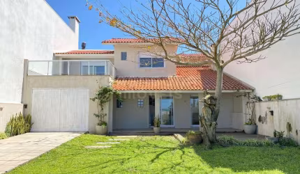 Casa com 3 quartos à venda na Avenida Beira-mar Norte, 1545, Areias Brancas, Arroio do Sal por R$ 997.000