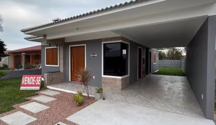 Casa com 3 quartos à venda na Rua General Camara, 1236, Areias Brancas, Arroio do Sal por R$ 750.000