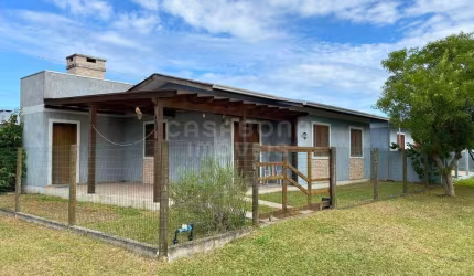 Casa com 2 quartos à venda na Rua Anastácia Valim Pereira, 46, Balneário São Paulo, Arroio do Sal por R$ 370.000