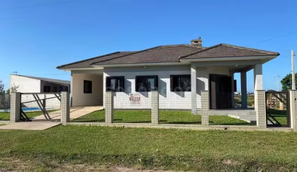 Casa com 2 quartos à venda na Rua das Figueiras, 639, Quatro Lagos, Arroio do Sal por R$ 420.000