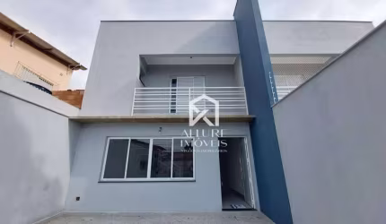 Casa à venda, 210 m² por R$ 930.000,00 - Monte Castelo - São José dos Campos/SP
