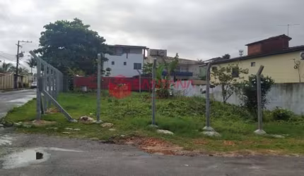 Terreno de 525 m² à venda em Ipitanga