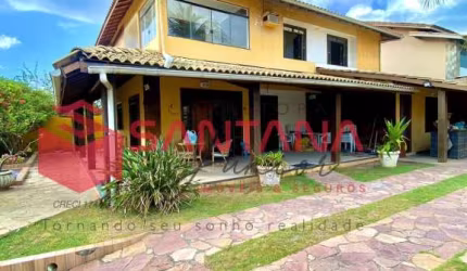 Casa com 5/4 à venda em Vilas do Atlântico