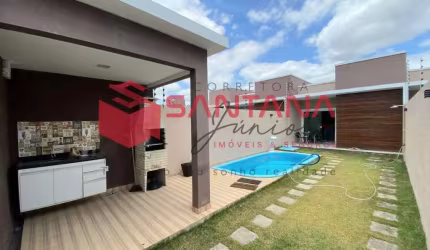 Casa semi mobiliada, com piscina em Arembepe