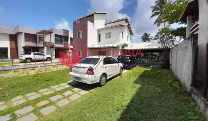 Casa em condomínio a venda em Guarajuba