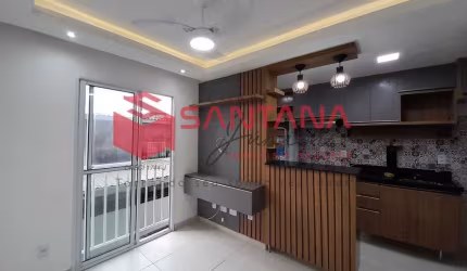 Apartamento com 2/4 para locação em Recreio de Ipitanga