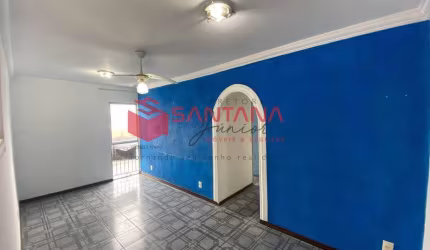 Apartamento com 2/4 à venda em Recreio Ipitanga