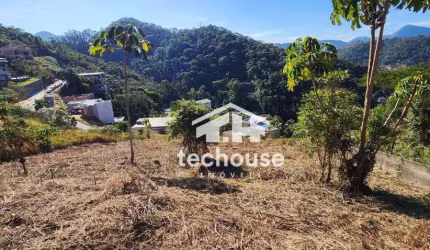 Oportunidade Única: Terreno em Condomínio de Alto Padrão em Teresópolis
