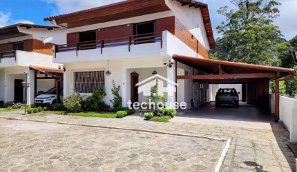 Casa com 4 dormitórios à venda, 197 m² por R$ 1.190.000,00 - Alto - Teresópolis/RJ