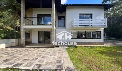 Casa em condomininio alto padrão com 5 domitórios à venda, 332 m² por R$ 2.800.000 - Carlos Guinle - Teresópolis/RJ