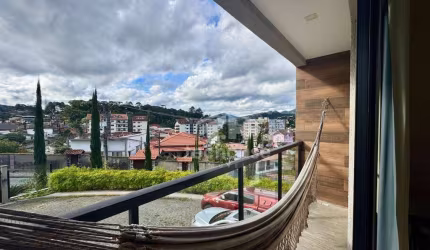 Casa com 2 dormitórios à venda, 117 m² por R$ 595.000,00 - Iucas - Teresópolis/RJ