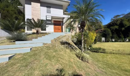Casa com 5 suites, 430m² - venda por R$ 5.500.000 ou aluguel preço sob consulta - Quebra Frascos - Teresópolis/RJ