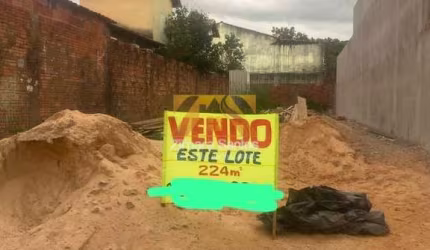 Terreno 224 m², sendo 7x32, 405 sul (ARSO 42), Palmas/to