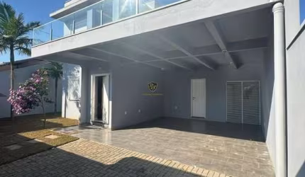 Excelente Casa em Penha