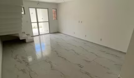 Casa para venda tem 95 metros quadrados com 3 quartos em Candeias - Jaboatão dos Guararapes - PE