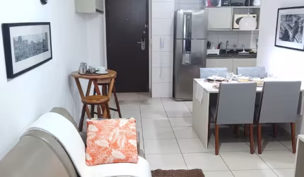 Apartamento  para aluguel possui 57 metros quadrados com 2 quartos em Boa Viagem - Recife - PE