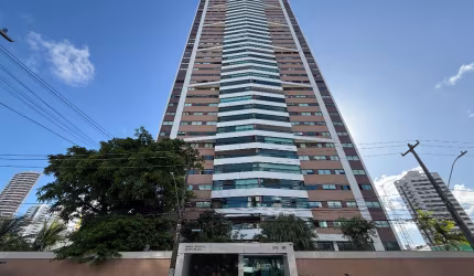 Apartamento  para venda possui 203 metros quadrados com 4 quartos em Madalena - Recife - PE