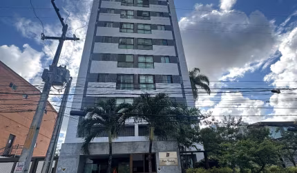 Apartamento para aluguel tem 55 metros quadrados com 2 quartos em Casa Amarela - Recife - PE